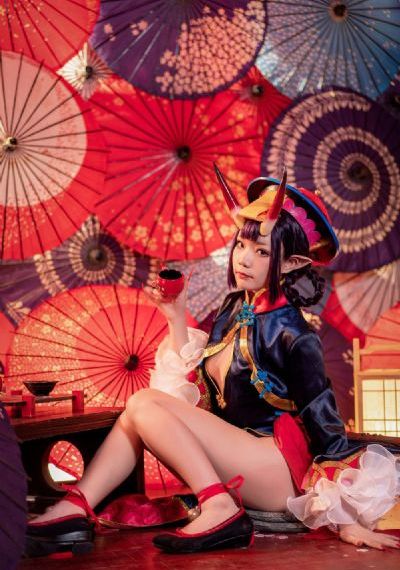 偷吃上司漂亮人妻_国产剧在线视频观看