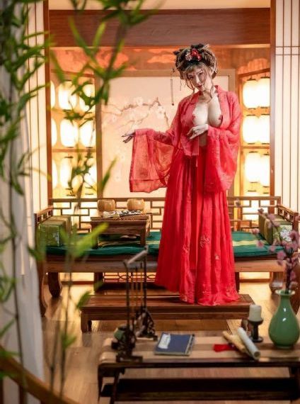 B为什么越小越过瘾_高清手机在线看