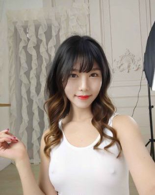 洗澡花洒爆了_高清在线视频播放