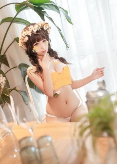 掀开裙子挺进去视频www_1080迅雷电影在线