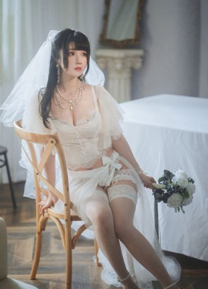 二级黄色电影_1080P电影完整版在线观看