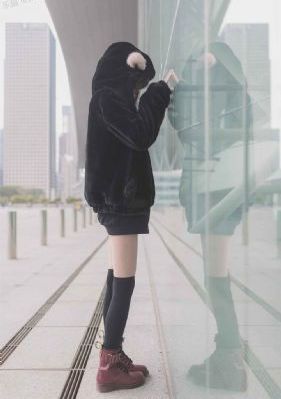 美女被脱脱内衣免费网站兔女郎_BD英语在线观看视频