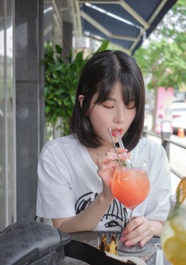 三级片网站z_蓝光日韩免费观看