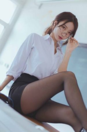 极品少妇的粉嫩小泬视频应用_HD免费在线播放