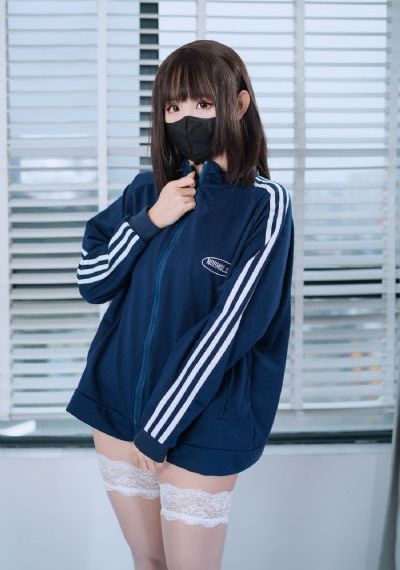 新婚夜娇妻被白玩1_720最新电影在线观看