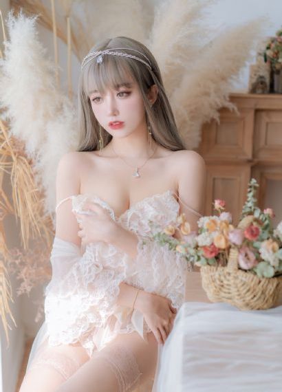 国产美女极度色诱视频WWW_4K免费在线观看