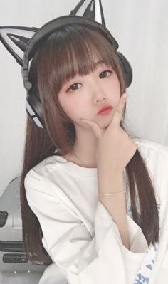 久久伊人亚洲二区_剧情片全集免费播放