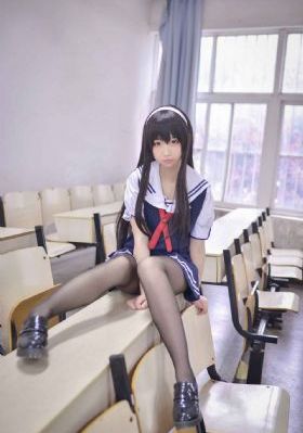 制服丝袜美腿一区二区_高清免费播放